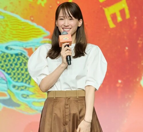 綾瀬はるか、生まれ変わったら“料理人”に「食べ物おいしくできれば、いつだって幸せ」