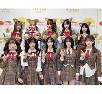 ＝LOVE、メンバー全員“オオカミの耳”つけて「うたコン」生出演