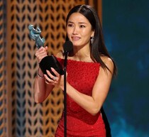 ビートルズ伝記映画“オノ・ヨーコ役”にアンナ・サワイ、「SHOGUN 将軍」で注目