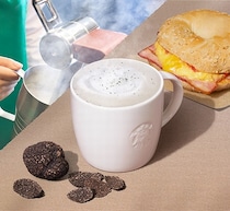 スタバ、バリスタがいれる“ふわふわカプチーノ仕立てのスープ”新登場