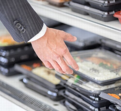 “ランチ満足度高い人”は1日ごきげん、仕事がある日の気分を左右する重要な要素に