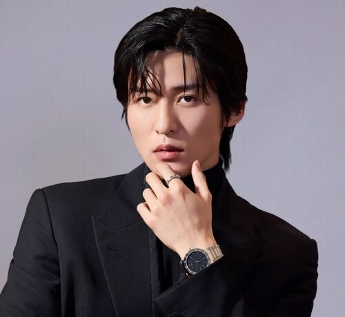 目黒蓮、ブルガリのアンバサダー就任「自分も真の輝きを放つ存在でいられるように」