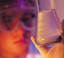 新たな“空気中から数分で飲料水作る方法”発見、従来技術の課題を超音波で解決