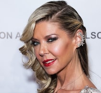 ホテルのバーで薬物盛られた？ 病院搬送の米女優「外でタバコ吸ってる間に…」