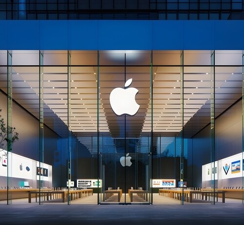 アップル、折りたたみiPhoneを“加熱で守る”特許を申請