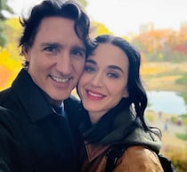 ケイティ・ペリーとカナダ前首相が“交際”公表、日本で撮影した写真や動画で