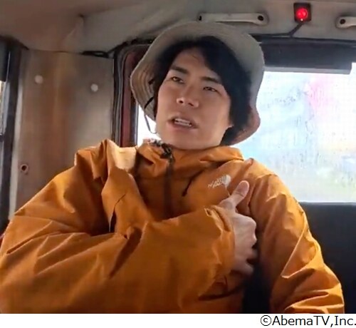 令和ロマン・くるま“幼少期から抱える病気”を告白「脇の下から神経を切って…」