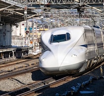 新幹線「のぞみ」驚異の“1時間に最大13本運転”へ、「恐るべし」「限界突破」の声