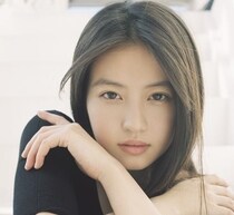 綾瀬はるか、初めて話す今田美桜は「目がクリクリされててかわいいな」