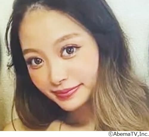 妹にお金渡すエルフ荒川「子どもたちにプレゼントを買ってあげて」