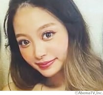 妹にお金渡すエルフ荒川「子どもたちにプレゼントを買ってあげて」