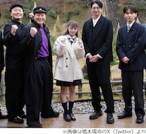 橋本環奈、久々の制服は「膝小僧出てて寒かった笑」