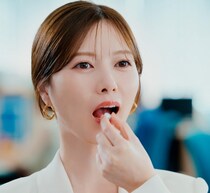 “キレイで爽やかな息”白石麻衣、「FRISK クリーンブレス」のCMキャラクターに