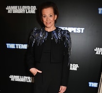 シガニー・ウィーバー、「エイリアン」新作は“怖すぎて”1人で見られない