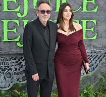 ティム・バートン監督とモニカ・ベルッチが破局、“共同声明”で発表