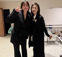 のん、“憧れ”天海祐希と2ショットに感激「わーいわーい」