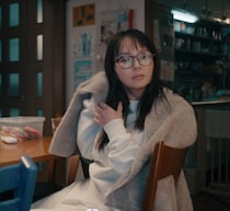 多部未華子、風呂上がりに…新CMで“スカパー！のある日常の一コマ”