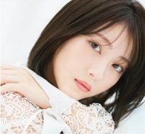 浜辺美波、目黒蓮と並ぶと「お父さんと娘みたいじゃない？」