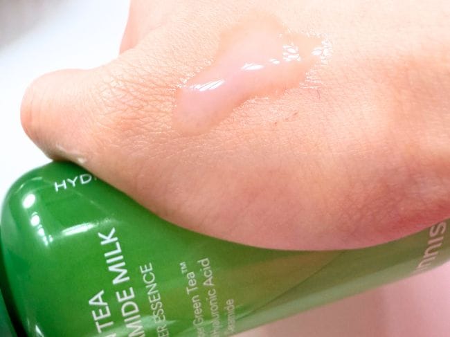 『グリーンティー セラミド ミルク エッセンストナー』レビュー