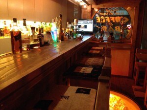 ARASH ART SALON（アラシ・アート・サロン）店内写真