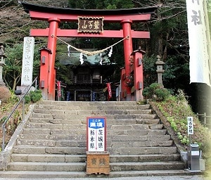 鷲子山上神社