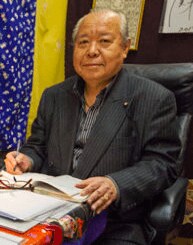 伝法院通り辻占の占い師写真