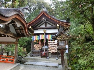 片山御子神社