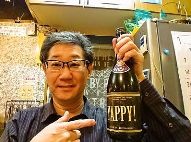 ユニークな居酒屋YAPPY！のマスター