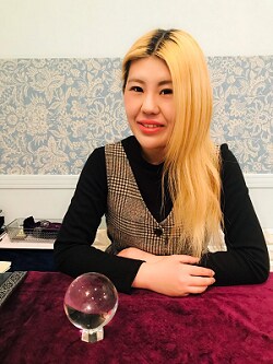 優華さん