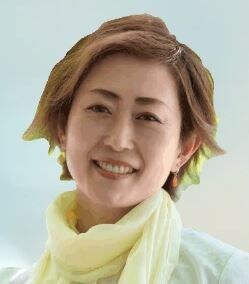 貴晶