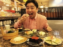 「回転寿司はアミューズメントパーク」業界を30年見続けた評論家が語る回転寿司の魅力