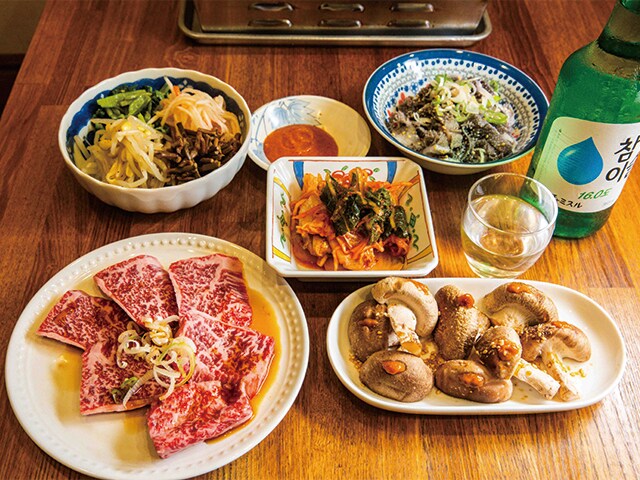焼肉店で主役はシイタケ!? 上野コリアンタウン『東京苑』の通な一人飲み