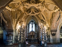 【世界最恐第2弾】「人骨の教会」と「呪いの墓地」…震えが止まらない心霊スポット