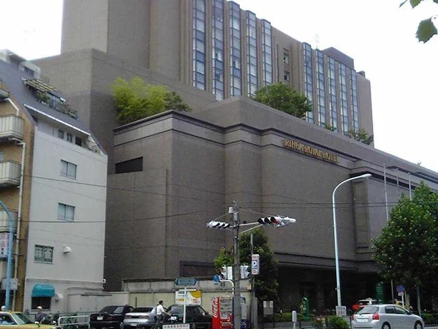 『半沢直樹』のロケ地・高級ホテルで刃傷事件　熟年三角関係が招いた「最後の晩餐」の顛末