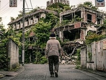 【実録ホラー】呪われた廃墟で連続怪死！惨劇が絶えない心霊スポット「事件の闇」