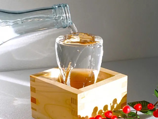 酒米不足で日本酒蔵元が倒産危機 「十四代30万円」「一升瓶4万5000円」が示す富裕層嗜好品化の現実