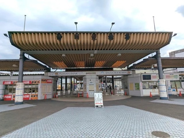 静岡競輪ナイターに突撃！ 渋滞・空腹・全敗に追い詰められ「グヤジ〜！」と涙した初日【漢（オヤジ）の旅 静岡県静岡市編（1）】