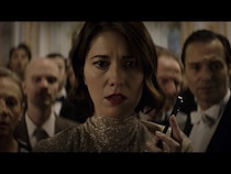 “お金持ちほど危険”な世界へ　映画『億万長者の不都合な終末』のブラックユーモアが痛快