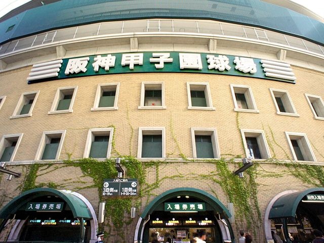 徳島商・板東英二の1大会83奪三振は今も破られず 麻酔注射で延長18回を投げ抜いた「鉄腕の夏」【夏の甲子園不滅の記録⑦】