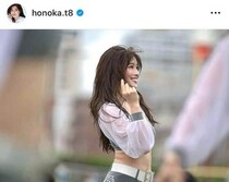 土屋太鳳の姉・炎伽、おなかチラ見え＆長い髪なびかせ...チアリーディング姿にメロメロ　「相変わらず美しい」