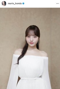 本田真凜、ノースリ×サングラスで「激カワ」大反響　「超超超激かわいい」夏の思い出ショット