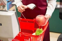 セルフレジで商品スキャン→会計せず逃げる？　ネット投稿が話題に...新手の万引き？対策は？専門家に見立てを聞いた