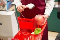 セルフレジで商品スキャン→会計せず逃げる？　ネット投稿が話題に...新手の万引き？対策は？専門家に見立てを聞いた