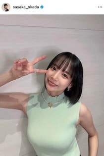 「役満ボディー」岡田紗佳、艶っぽいブラックコーデで「激カワ」大絶賛　カメラ目線にドキっ