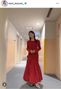 森香澄、色気ダダ漏れホルターネック＆色っぽ表情にドキっ　「可愛すぎるぅぅぅ」「完璧美ボディ」