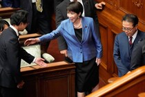 共同通信配信の高市首相写真にツッコミ続々　、加盟社・産経も「物議」と報道