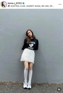 重盛さと美＆板野友美、いろんな表情の美女2ショ大反響　「この2人は最強すぎる」「可愛いが渋滞」