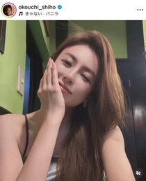 大河内志保、ミニ丈ワンピ＆美しい笑顔で54歳誕生日を報告　「いつも綺麗です」「ずば抜けて素敵」