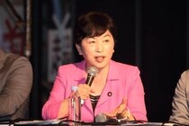 社民・福島瑞穂党首、「マッチョな女性首相にNO」にドン引きの声　もし「女々しい男性首相にNO！」だったら...？