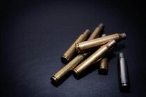 クマ駆除に警察官のライフル銃使用を認める　北海道猟友会長は「大歓迎」それでも残る不安のわけ